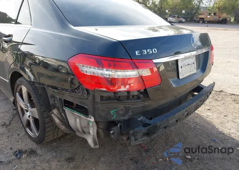 2011 Mercedes-Benz E 350 z USA, uszkodzony, nr VIN WDDHF5GBXBA403802